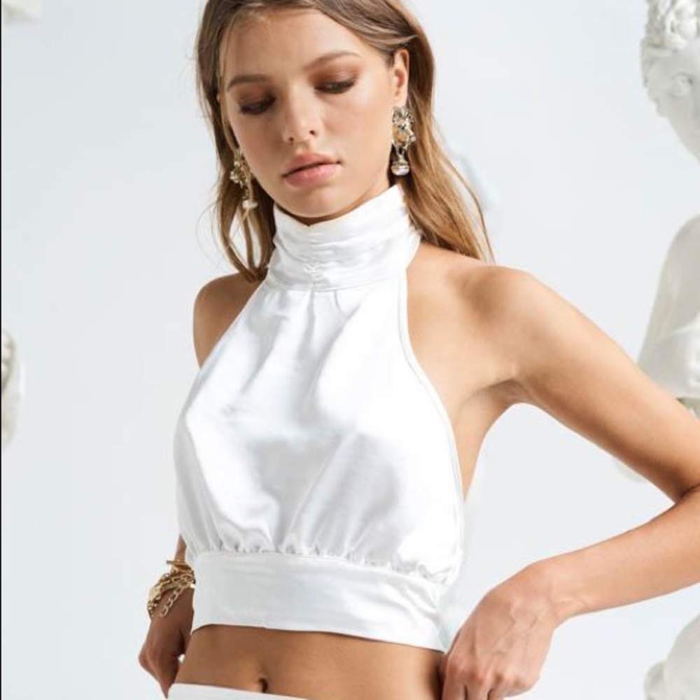 Lionness White Dynamite High Neck Halter Crop XS